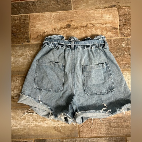 Zara Paper Bag Distressed Jean Shorts - Picture 3 of 3